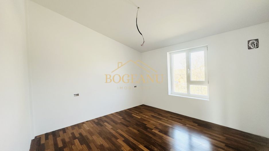BG151-Duplex 3 camere, P+M, teren 200 mp, carport-Chişoda-160.000 € - Poză 8