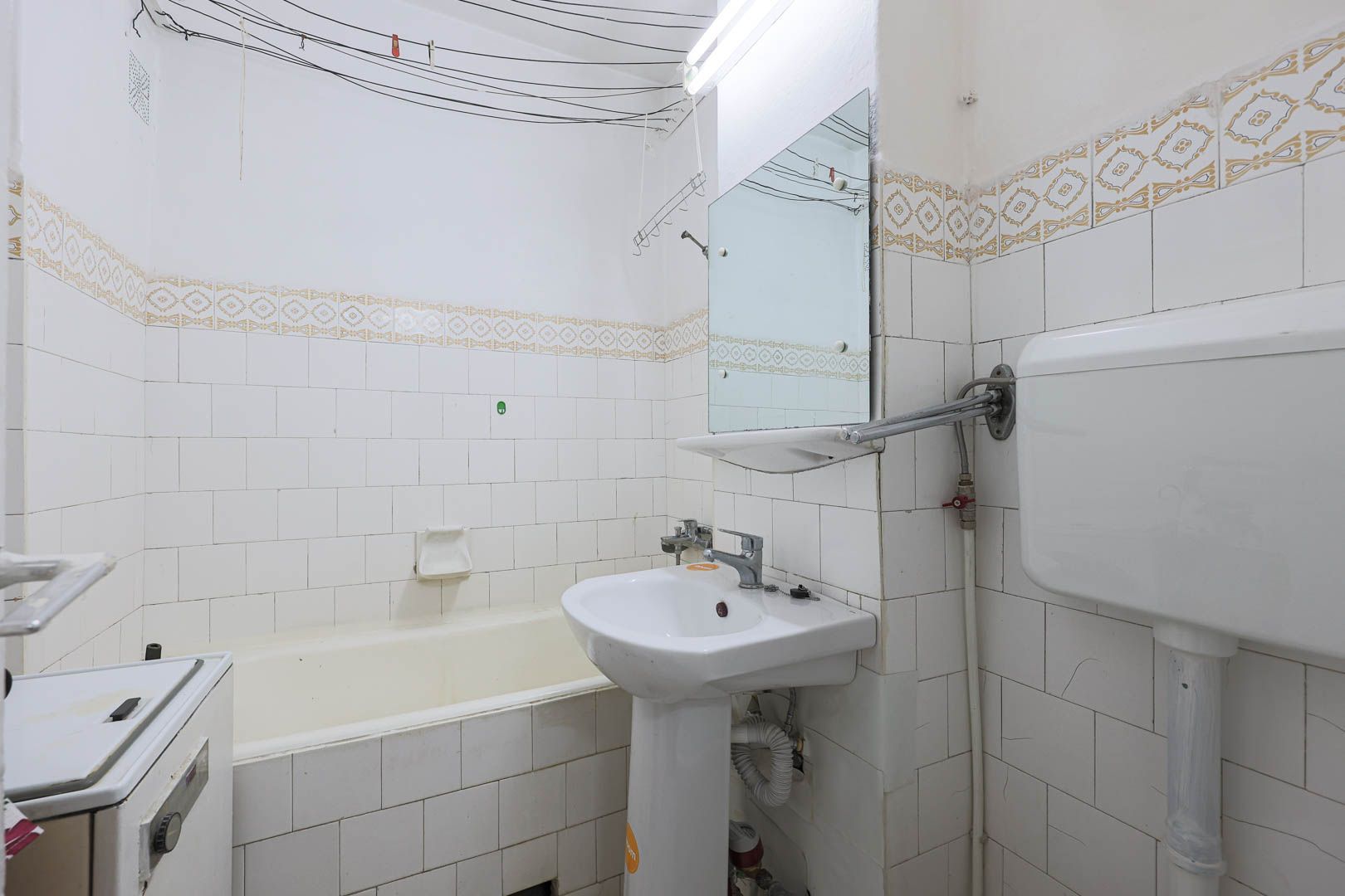 VANDUT! Apartament 2 camere - Decomandat - Podgoria - COMISION 0% - Poză 6