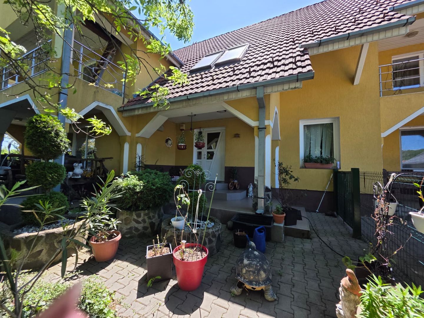 PROPRIETATE PREMIUM CU 4.534 MP TEREN- REGHIN STRADA POMETULUI - Poză 7
