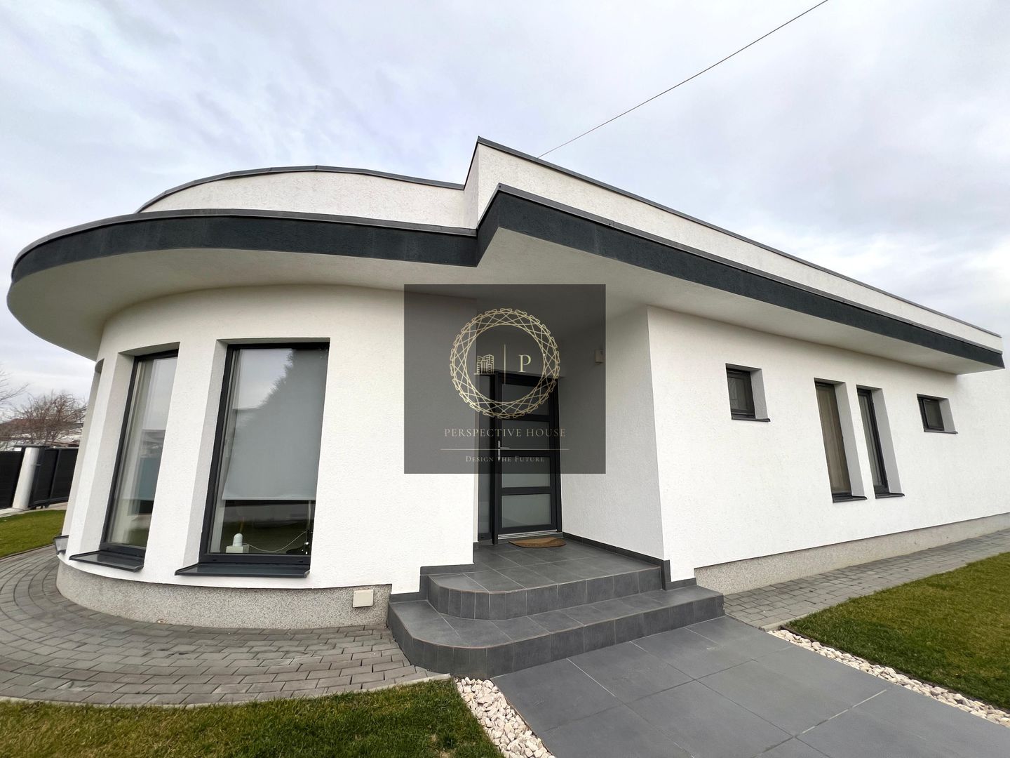 Casa individuala superfinisata, 3 camere, 2 bai, 500mp teren - Poză 2