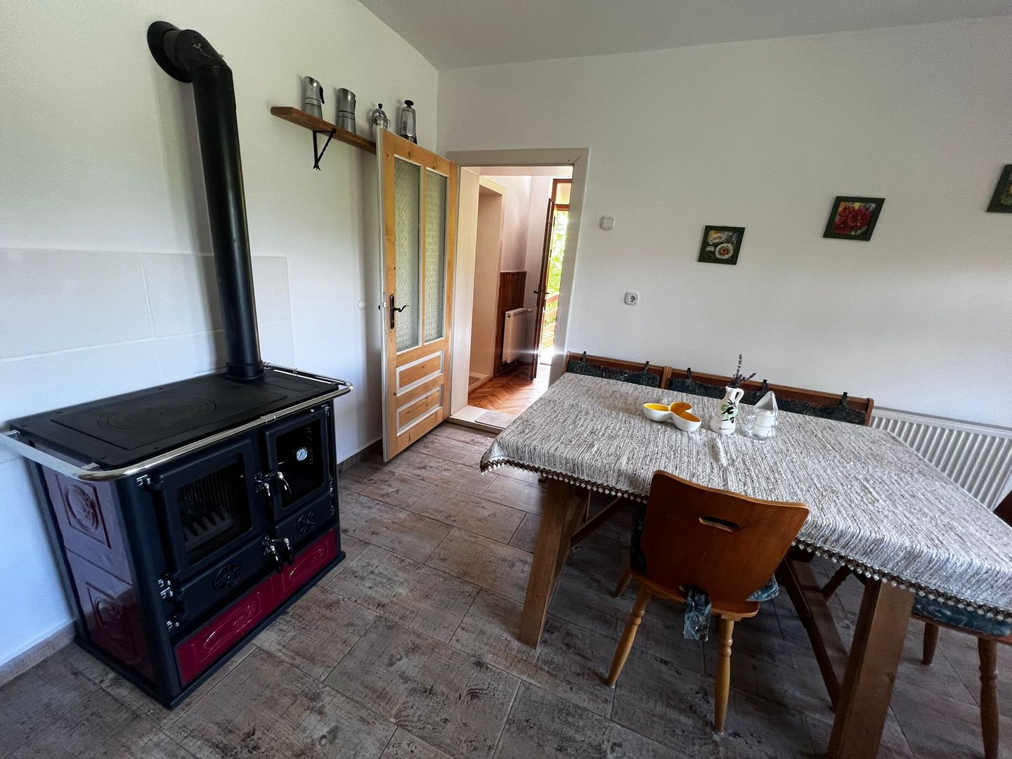 Ocazie unică! Casă de vânzare în stațiunea Covasna! - Poză 16