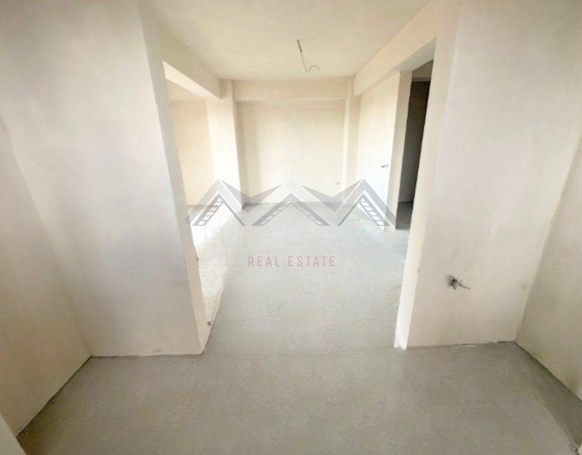 Apartament 2 camere Otopeni central | bloc cu lift | include parcare - Poză 4