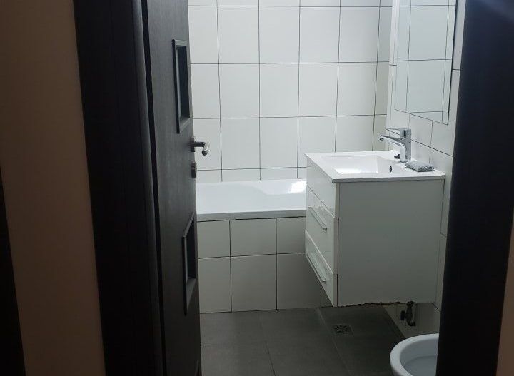 Inchiriez Apartament 2 camere - Poză 4