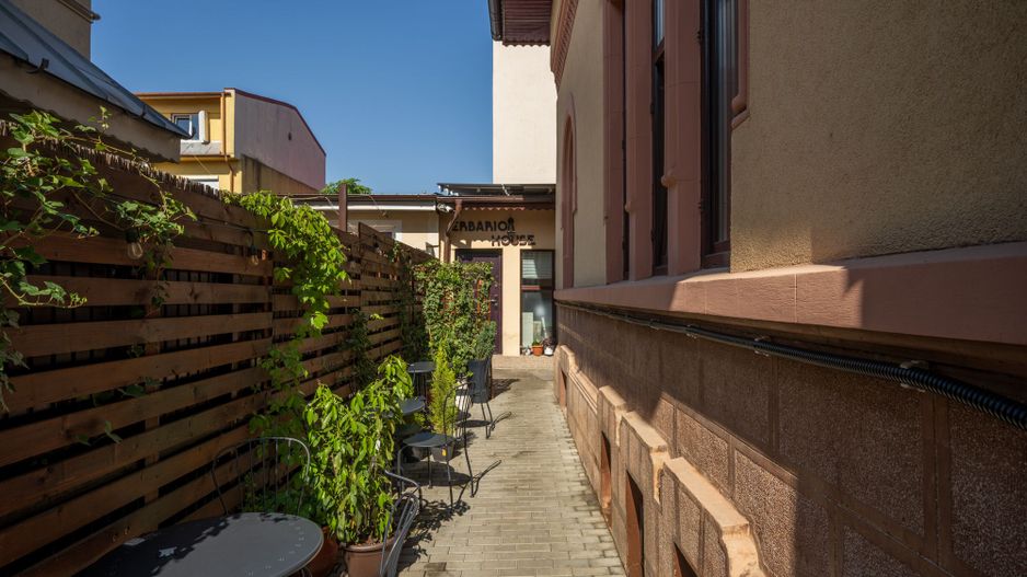 Vindem Afacerea ! Mini Hotel + Cafenea/ Restaurant ! Parcul Carol ! - Poză 9