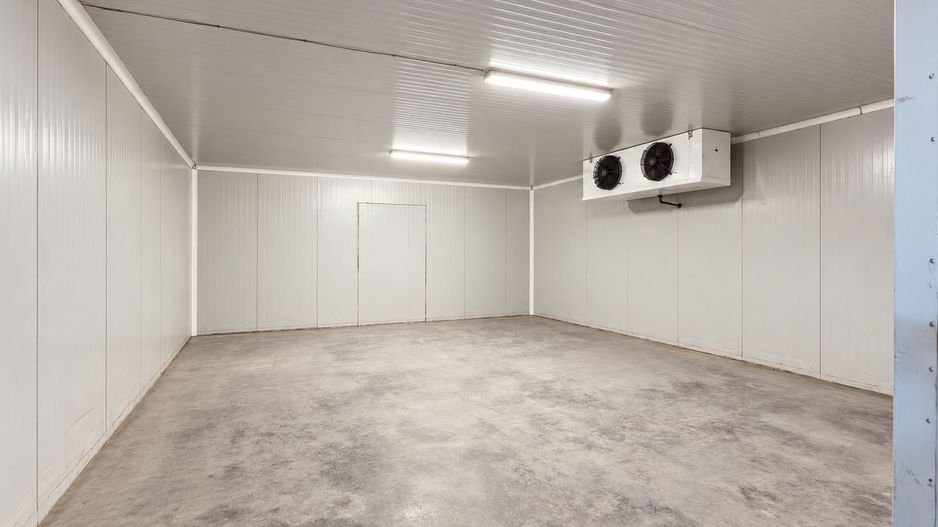 Hală 470 mp, spații frigorifice 4 EUR/mp,  zona Freidorf , Comision 0% - Poză 2