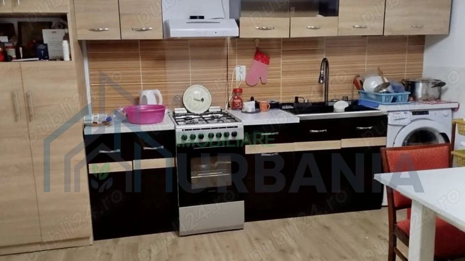 Casă cu mansardă in Mogoșești ( Poligon), jud. Iași - Poză 5