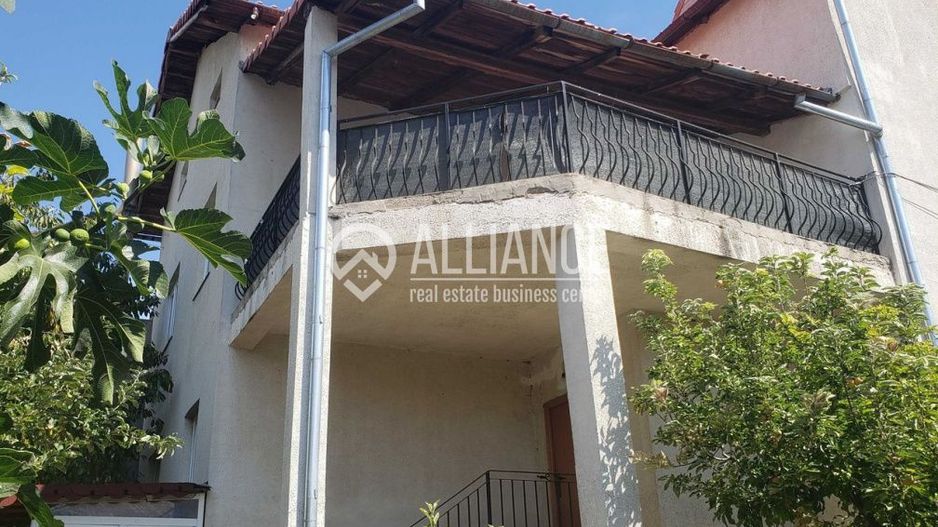 TECHIRGHIOL (COD 02)-  Vilă 10 camere ultracentrala - Poză 3