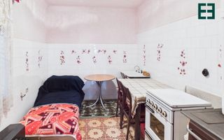 Casă cu 10 camere și 1437 mp teren în Ineu - Arad - Poză 21