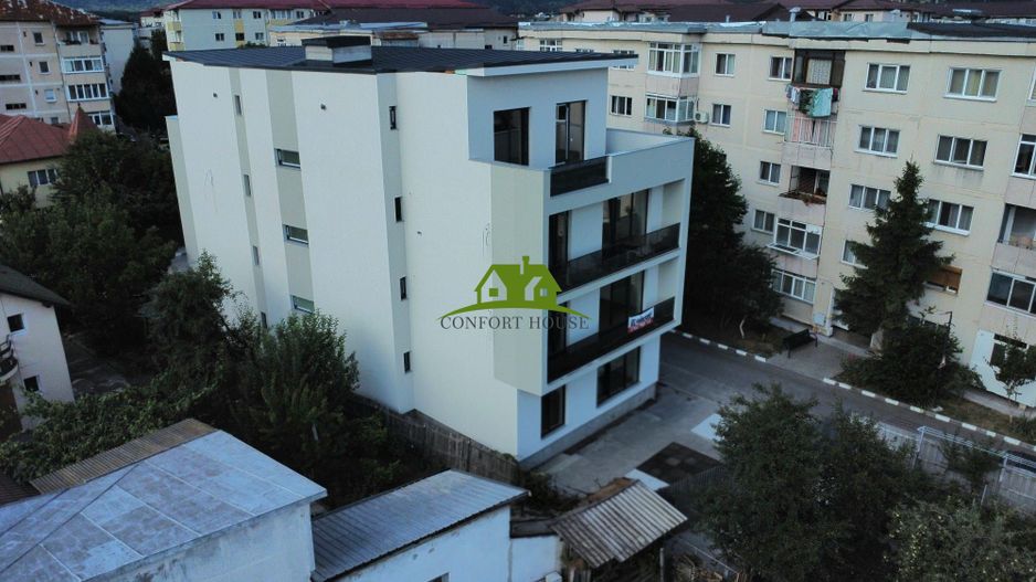 Ap.3 Camere la Etaj 1,Bloc 2026, cartier Traian-Cecilia Storck , Rm.VL - Poză 17