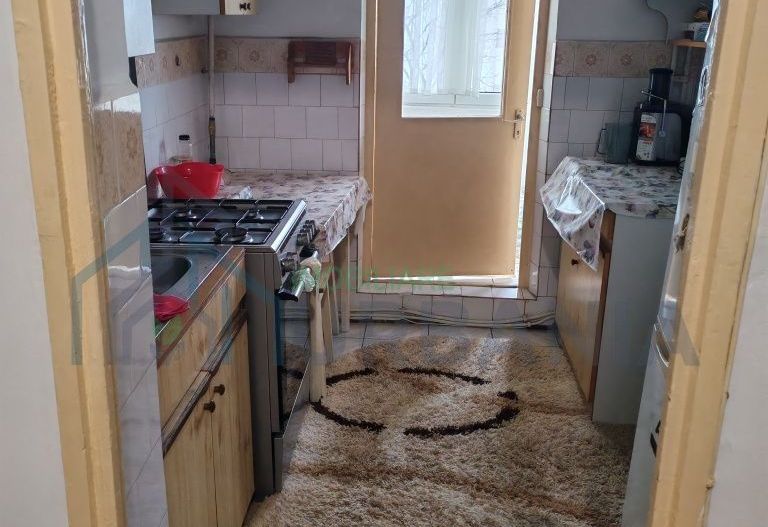 Închiriez  Apartament cu doua camere - Poză 3