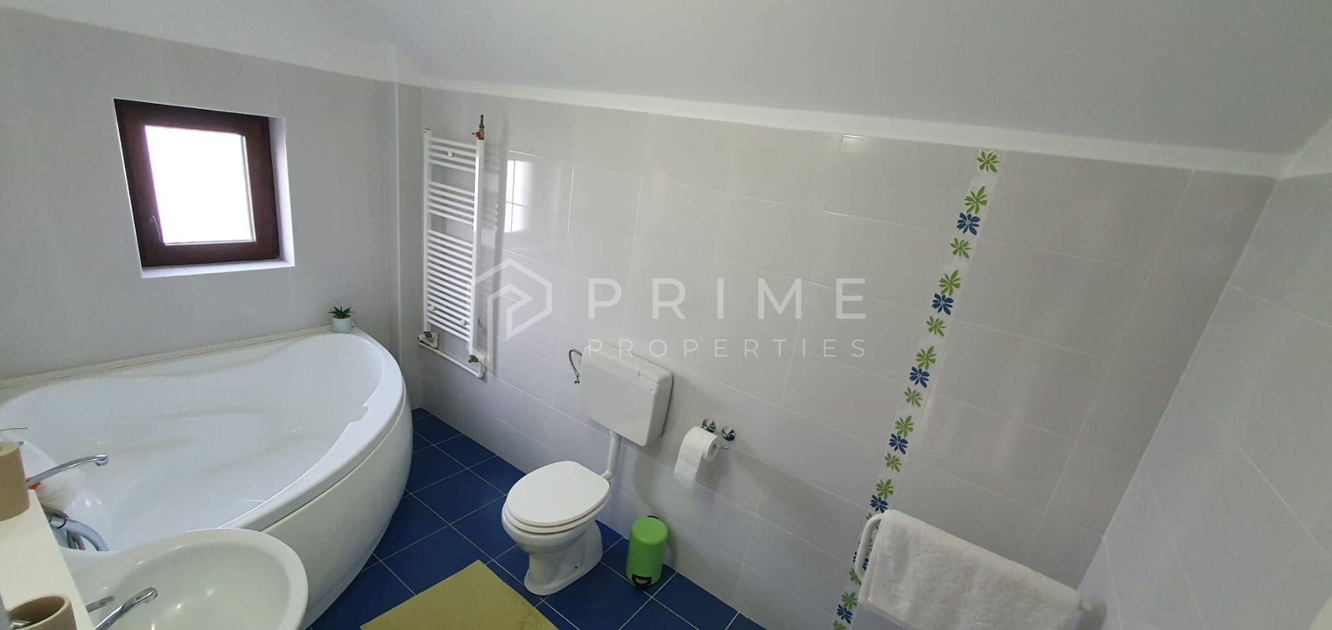 Casă individuală elegantă – Corunca, curte spațioasă - Poză 8