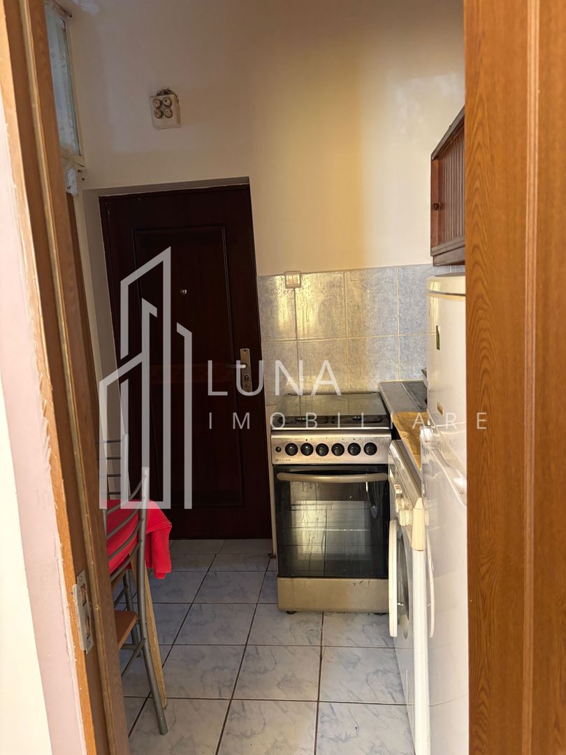 Garsonieră tip cămin 20 mp – renovată, baie și bucătărie proprie - Poză 3