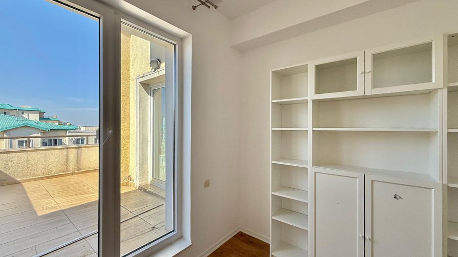 COSMOPOLIS - Apartament cu 3 camere, mobilat si utilat + 2 parcari - Poză 10
