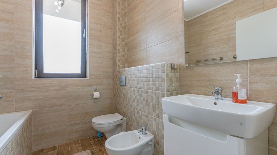 Apartament 3 camere spatios cu o terasa de 25 mp - Poză 11