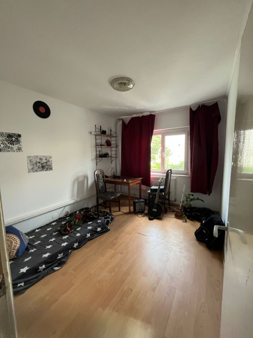 Apartament 3 camere de vânzare – 96.000 € - Poză 4