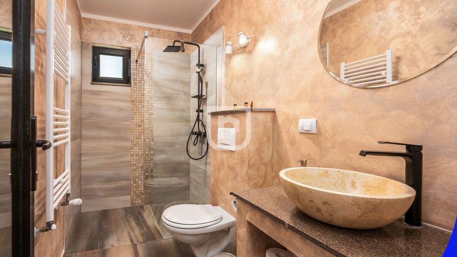 Pensiune situata in Voronet | BUCOVINA - Poză 3