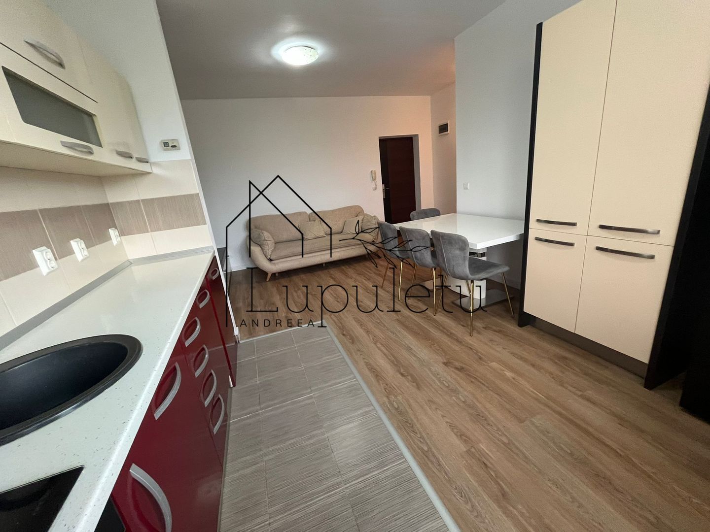 Apartament de Vanzare | 3 Camere | 50MPU | Selimbar - Poză 13