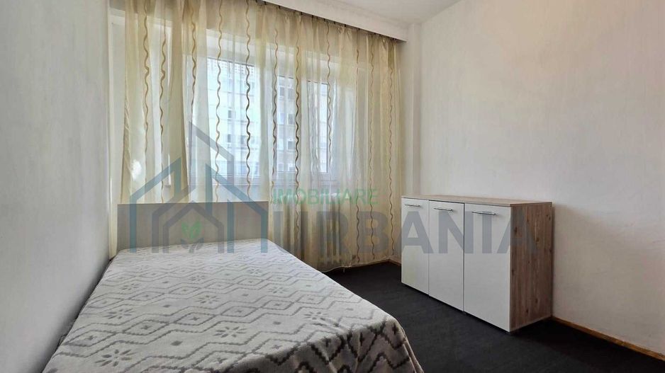 Apartament 3 camere, 2 bai, Sf. Lazar – Centru Civic, balcon 15 mp, centrala proprie - Poză 3