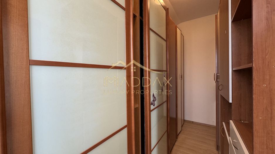 Vila Individuala 7 camere*Piscina*Teren 1000 mp / 8 parcari// Erou Iancu Nicolae - Poză 62