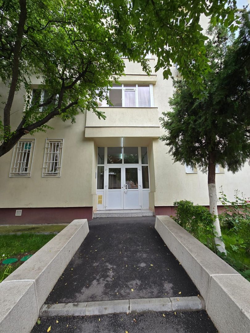 Apartament 3 camere Aparatorii Patriei - Poză 12
