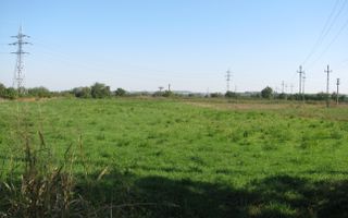 Teren Intravilan in zona accesibila ! Acces la sosea. Utilitati in apropiere. - Poză 2