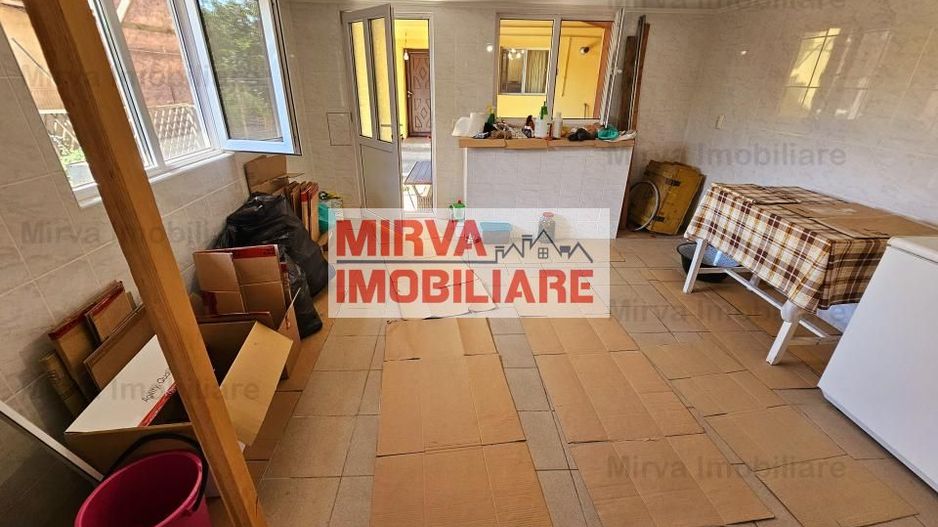 Vanzare vila 6 camere + spatiu comercial, mobilata si utilata, in Blejoi - Poză 65
