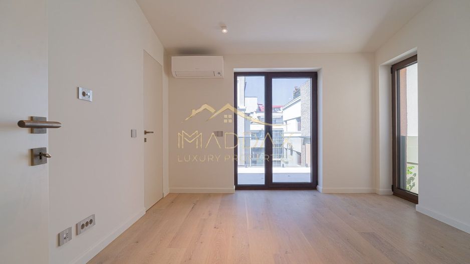 Vila Unica Noua cu 8 camere *300mp* /fotovoltaice si pompa cladura// Dorobanti - Poză 10