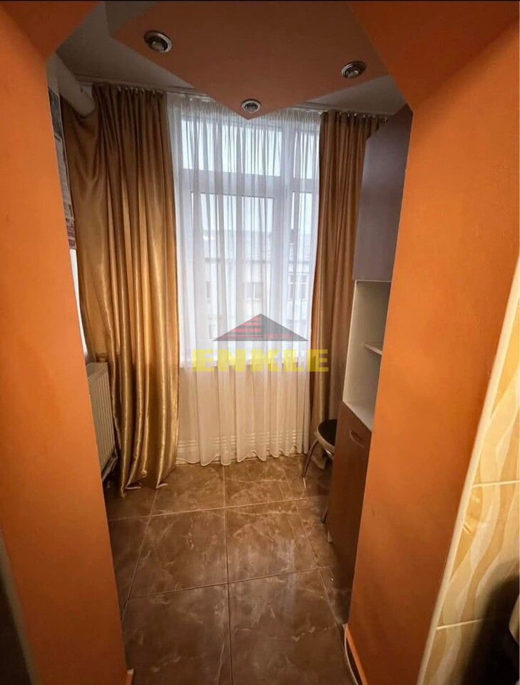 De vânzare apartament cu 2 camere decomandat, zona Grivița. - Poză 5