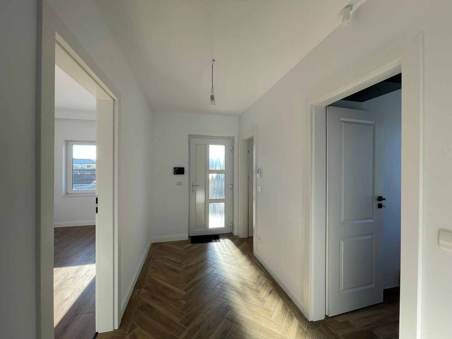 Duplex - 5 camere -toate utilitatile - Mosnita Noua - Urseni - Poză 7