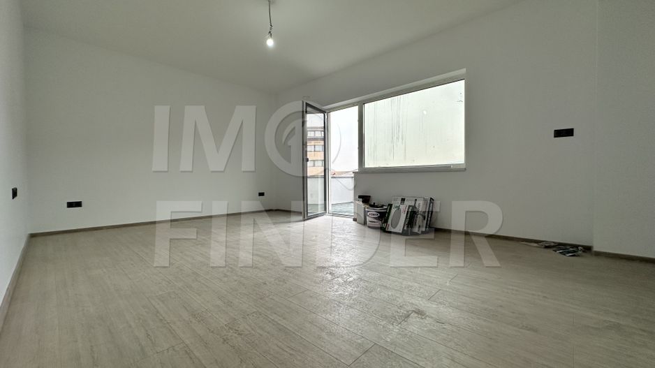 Apartament,  52mp + 54 mp terasa, etaj 1, zona Primariei/ Restaurant Regal - Poză 3