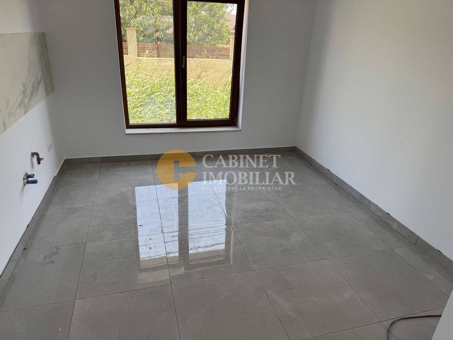 Casa PREMIUM la Asfalt - Garaj - 4 camere 2 bai - INTABULATA - Poză 6