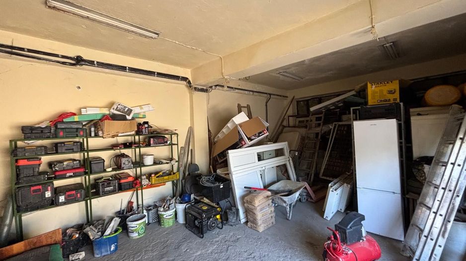 Cladire cu functionalitate mixta situata In Mehala - Poză 13