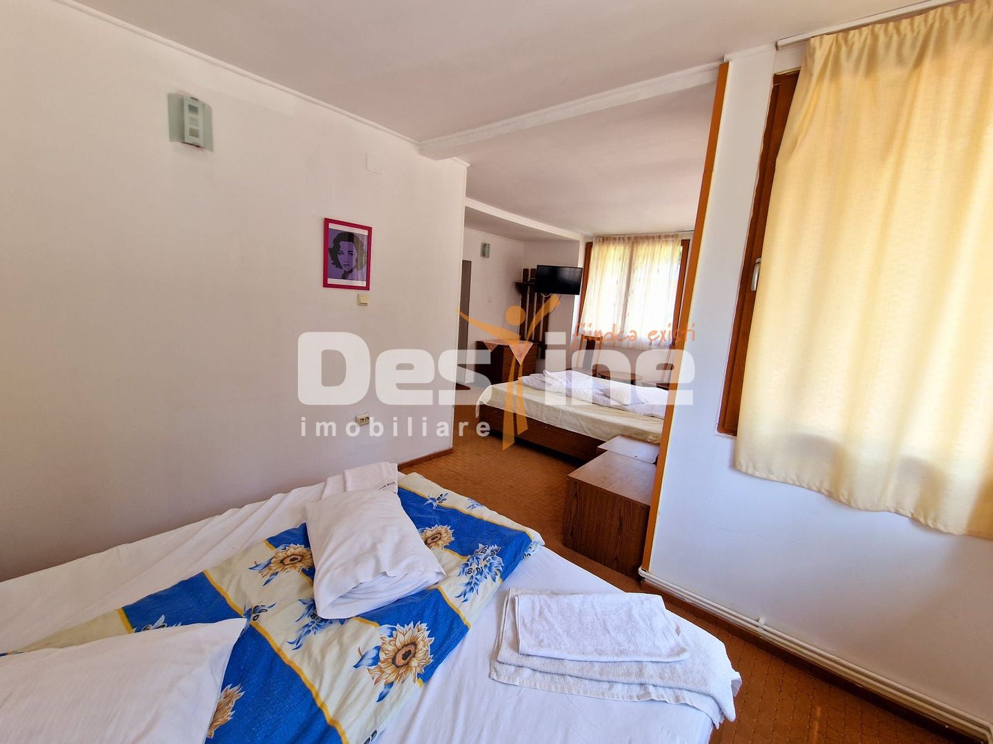 Pensiune de vânzare I Predeal | Teren 600 mp | 14 dormitoare I 12 bai - Poză 8