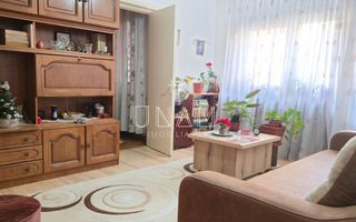 Apartament 3 camere de vânzare, Etaj 2 – Micro 2,  Reșița - Poză 2