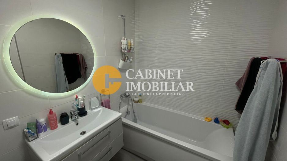 Apartament 4 camere DECOMANDAT et 1 + LOC DE PARCARE + BOXA - PACURARI - Poză 7