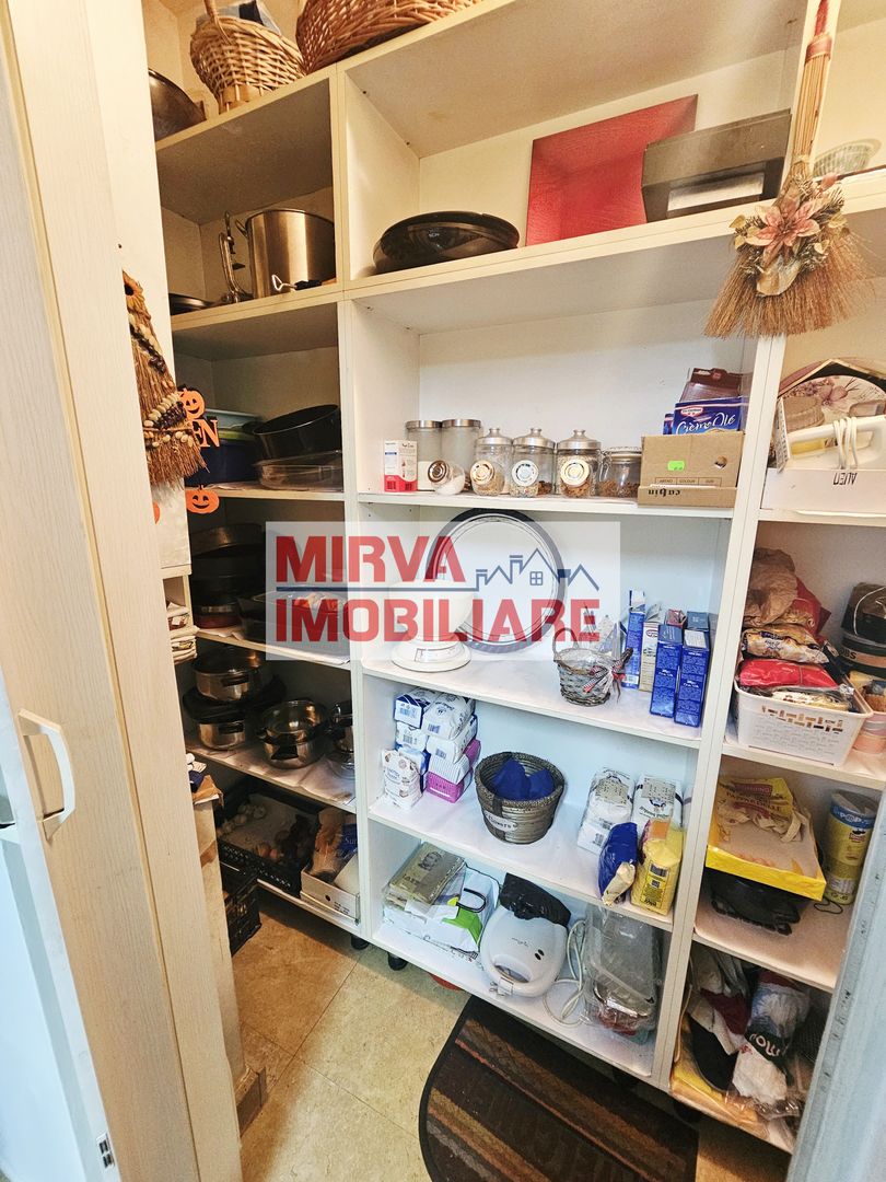 🏡 Casă deosebită – 2 unități locative, 6 dormitoare, zona Albert - Poză 91