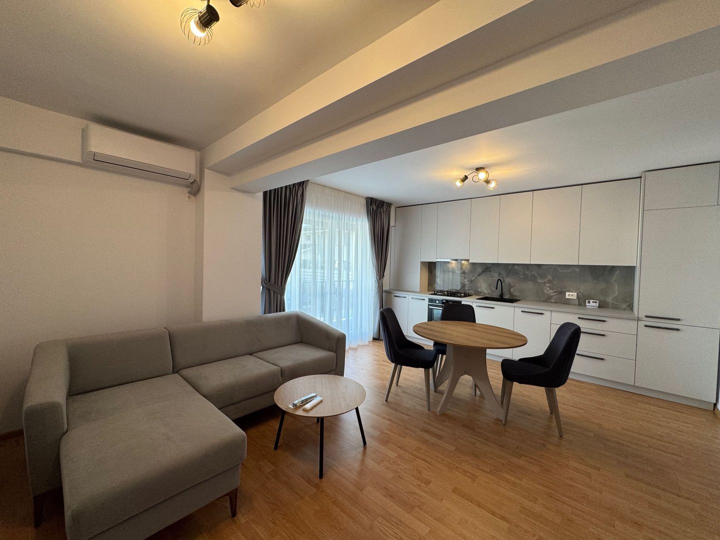 Ap 2 camere Otopeni 23 august, PRIMA CHIRIE, LUX - Poză 3