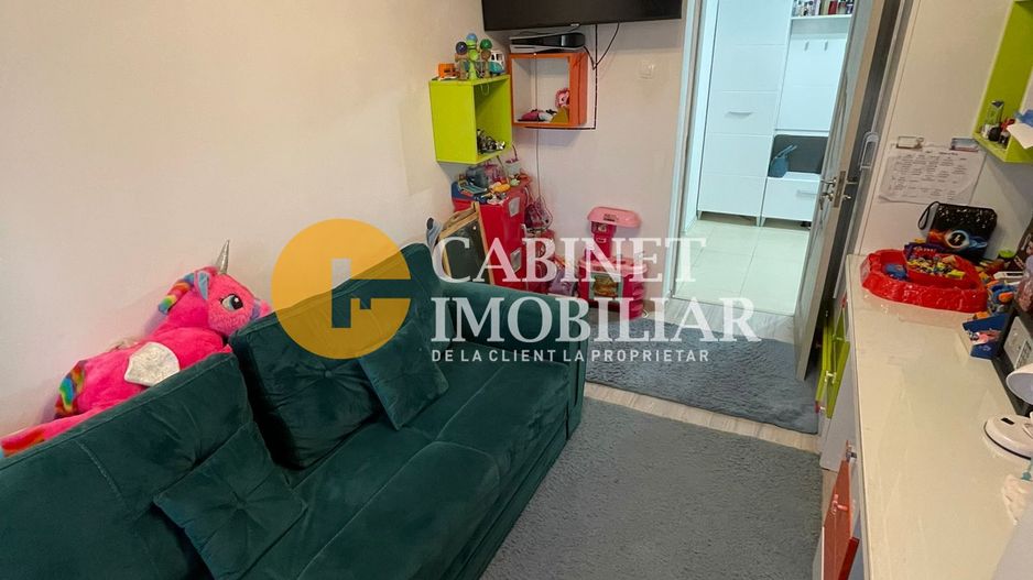 FARA RISC - PODU ROS - LICEUL EMIL RACOVITA - 3 CAMERE - RENOVAT - Poză 5