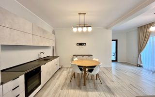 Duplex deosebit cu 3 camere despărțit prin baie | Albina - Poză 3