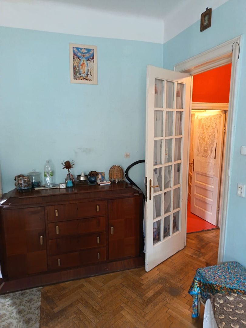 De Vanzare apartament 4 camere Rosetti-Mantuleasa - Poză 9