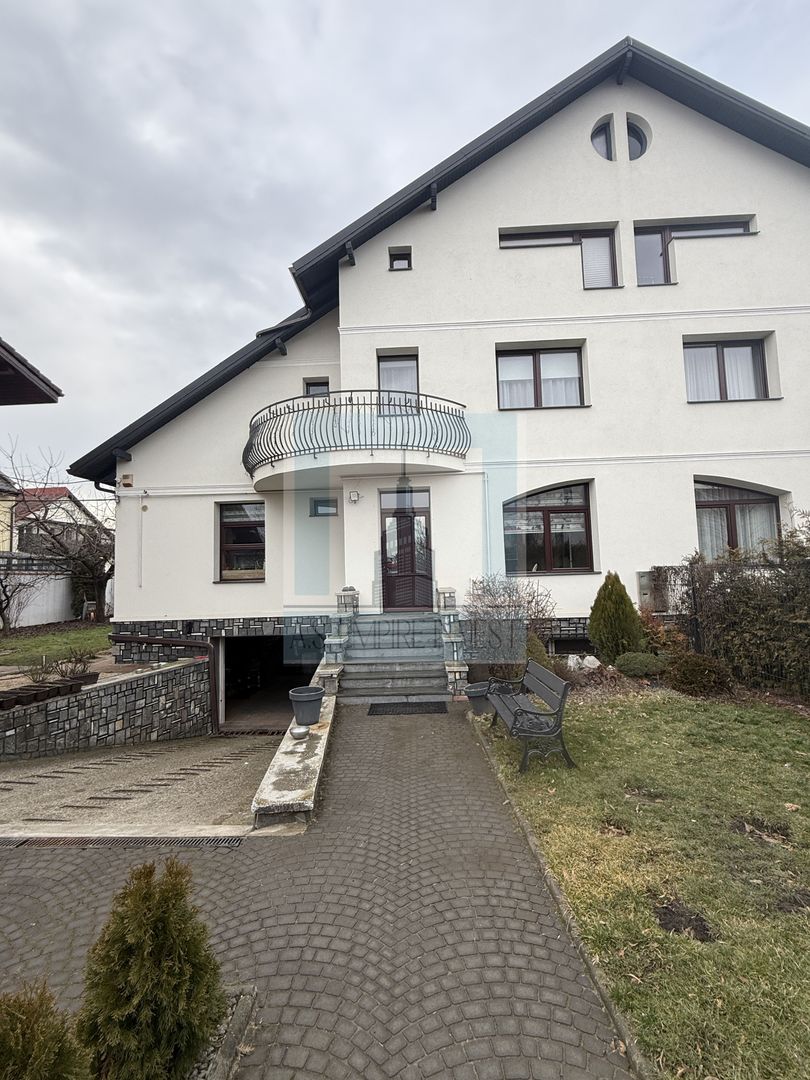 COMISION 0% Casa/Villa 9 camere, singur in curte-zona Tractorul/Brasov - Poză 4