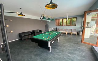 Apartament cu 3 camere | 100 mp + 60 mp terasa | Piscina - Poză 2