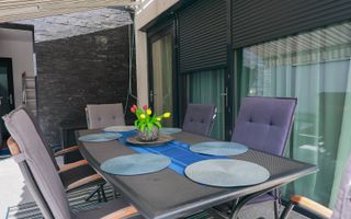 Vilă cu piscină, mobilată și utilată. Comision 0%. 410.000 Euro neg - Poză 6