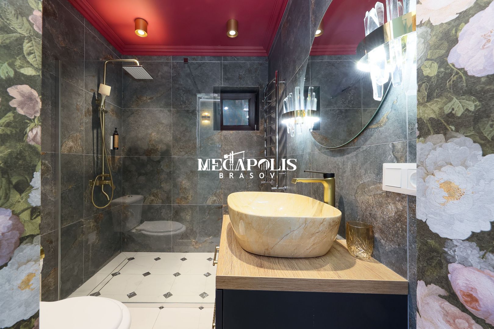 Pensiune/Vilă de vânzare în Bran | 8 camere | 180 mp - Poză 16