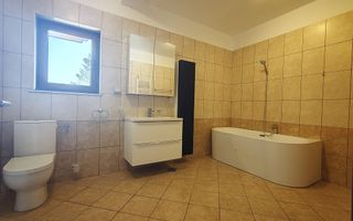 Vila spatioasa Pipera | Garaj, curte mare, 4 parcari | Iancu Nicolae - Poză 18