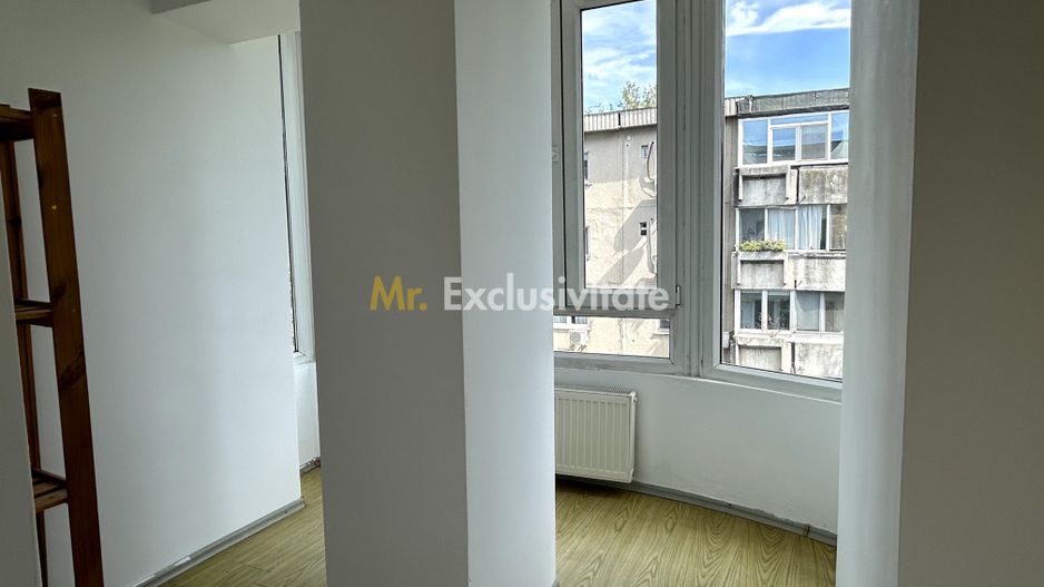 Garsoniera spatioasa de inchiriat, cu boiler in Tei - Poză 5