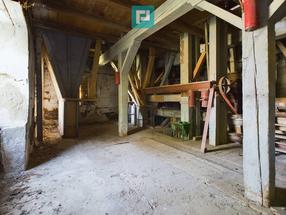 Oportunitate de investitie,  Moara Zimandu-nou - Poză 1