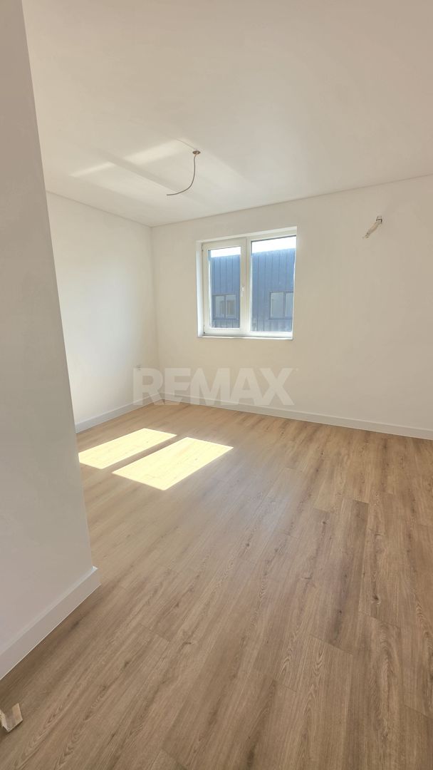 Apartament cu 2 camere în București, Pipera, România - Poză 5
