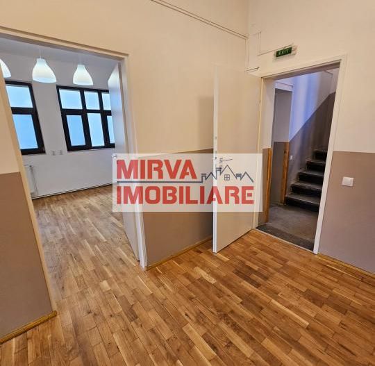 🏢 Spațiu de birouri modern – 5 camere, 3 băi – Zona Centrală, Ploieșt - Poză 42