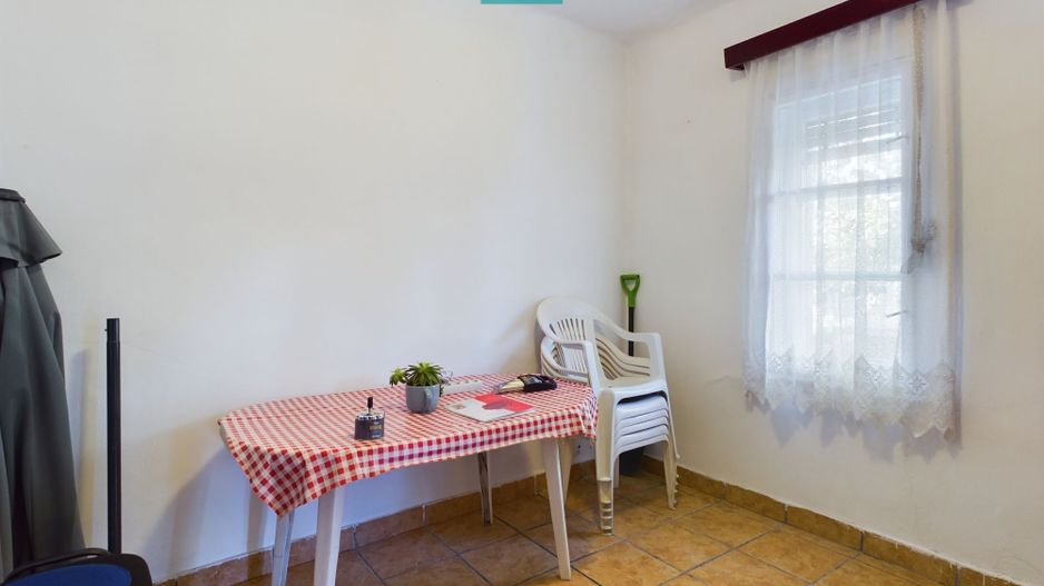 Casă cu 4 camere de vânzare în Sega - Poză 6